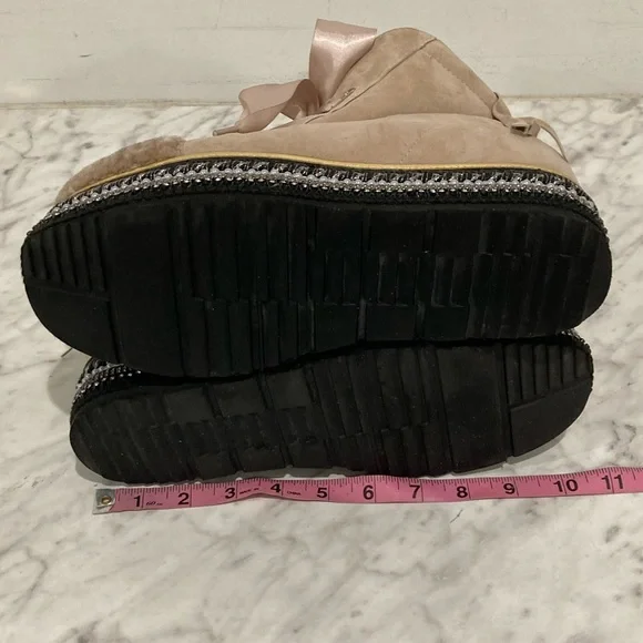 Luxurious Embellished Tan Fur & Suede Platform Boots Silk Laces Women's 8.5 - Picture 16 of 16